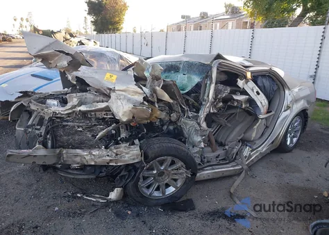 2006 Chrysler 300C z USA, uszkodzony, nr VIN 2C3KA63H76H534535